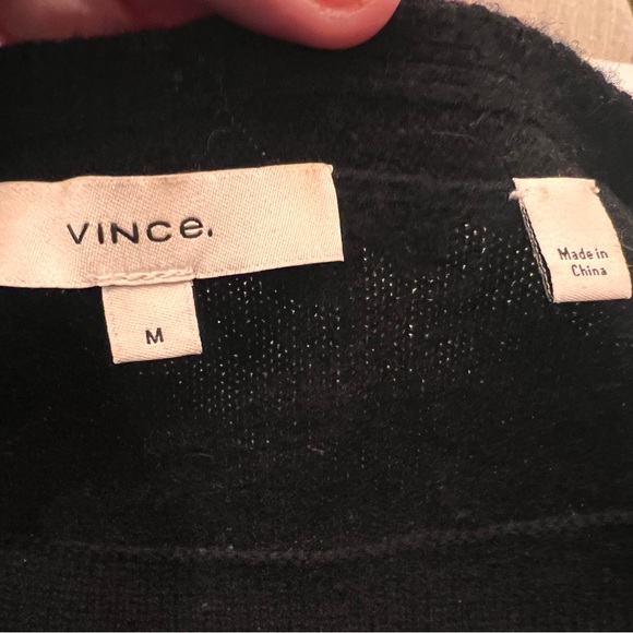 Vince Boatneck Wool & Cashmere black sweater | medium - Picture 10 of 11